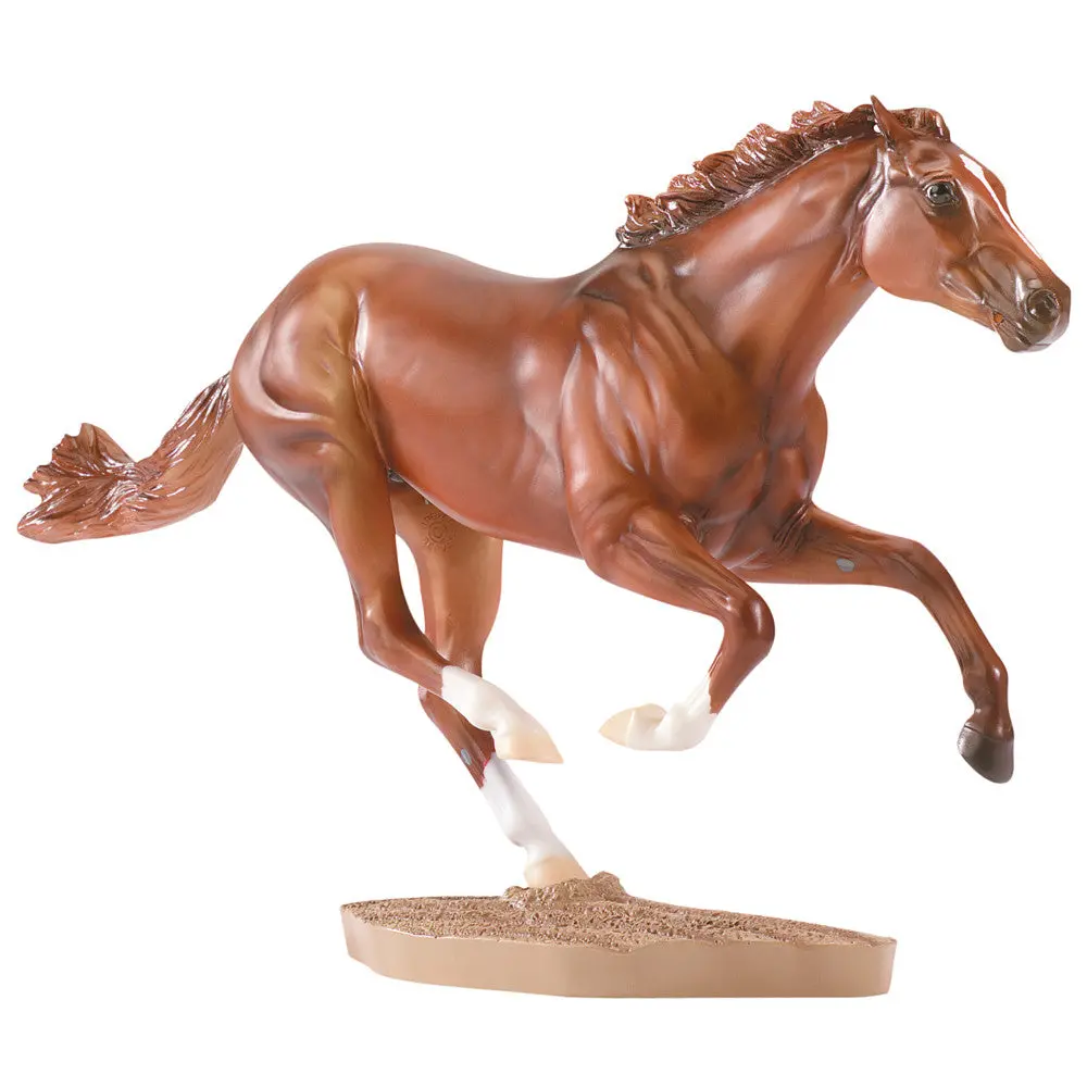 Breyer Traditional Series 1:9 Scale Model Horse - Secretariat With Base 1