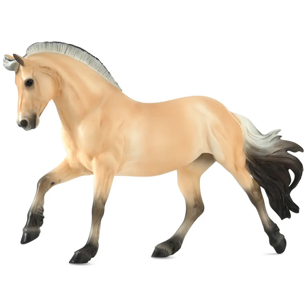 Breyer Traditional Series 1:9 Scale Model Horse - Sweetwater's Zorah Belle 'Zoobie' 1