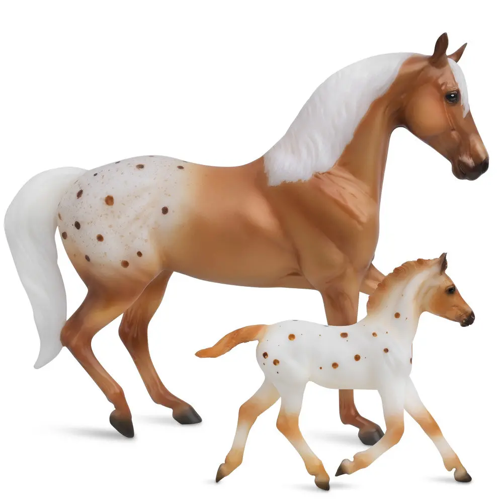 Breyer Freedom Series 1:12 Scale - Effortless Grace Horse And Foal Set 1