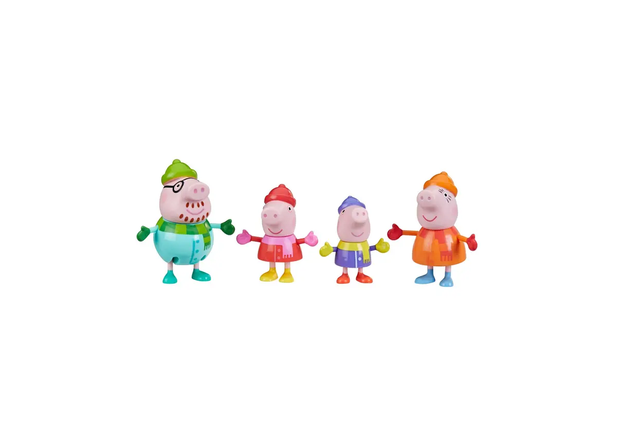 Peppa Pig Family Wintertime 4-Pack Posable Figures With Accessories 1