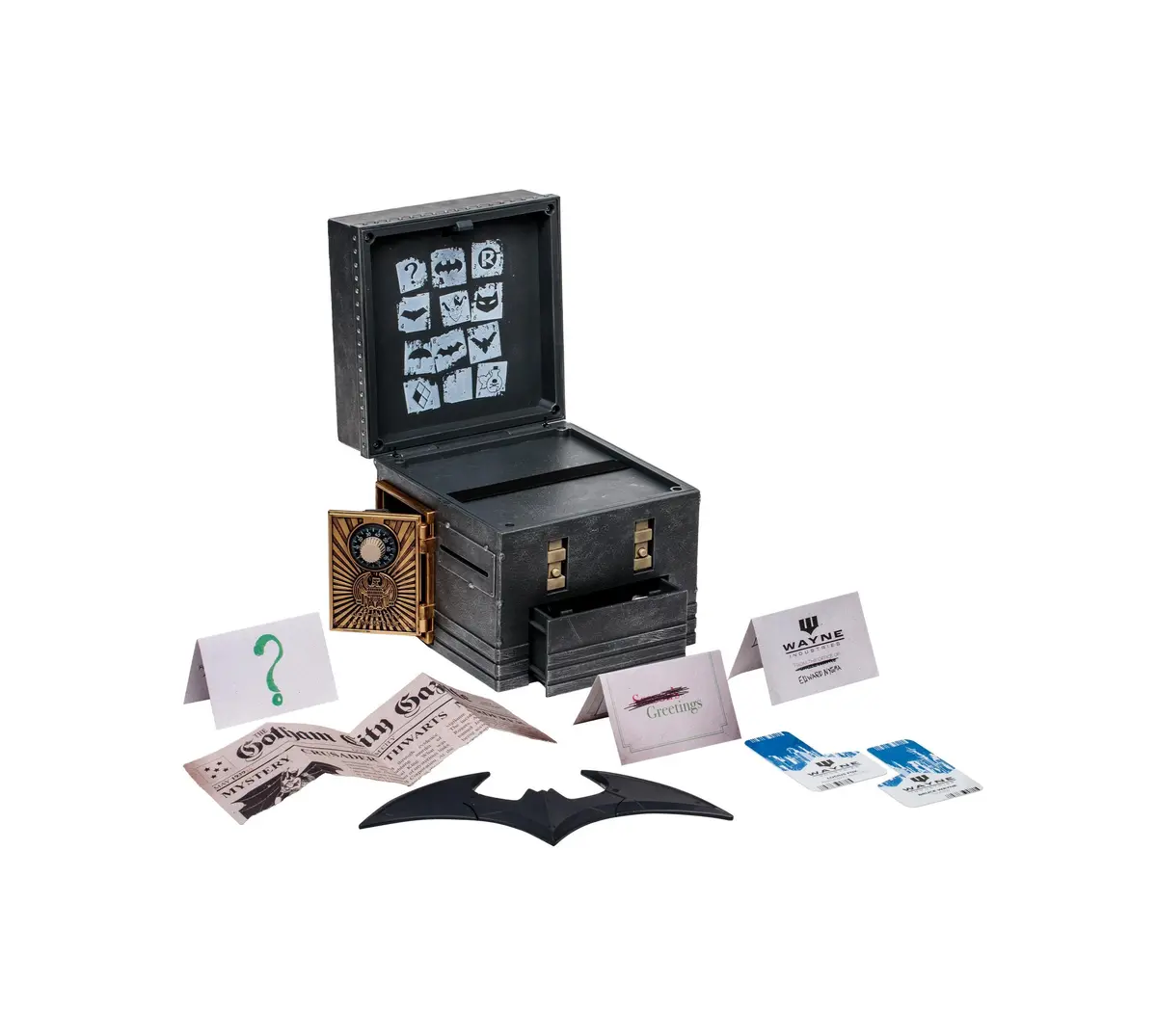 Dc Comics The Riddler Puzzle Box, 1:1 Scale Collectible With Batarang 1