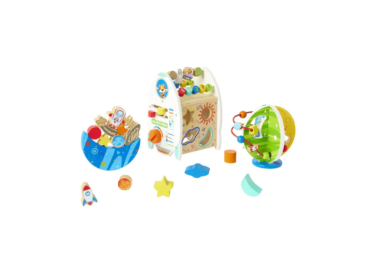 Imaginarium Out Of This World Activity Cube Trio - Space-Themed Fun 1