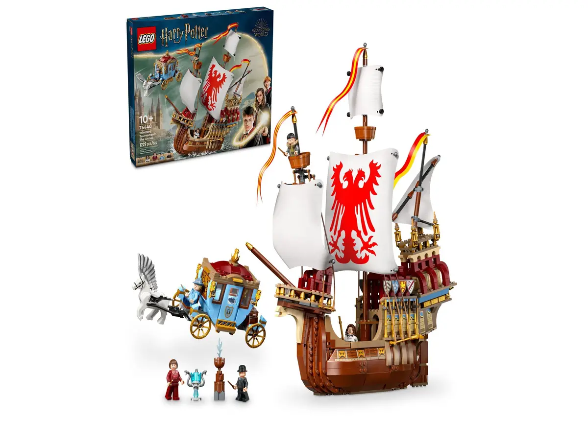 Lego Harry Potter Triwizard Tournament: The Arrival Set 76440 - 1229 Pieces 1