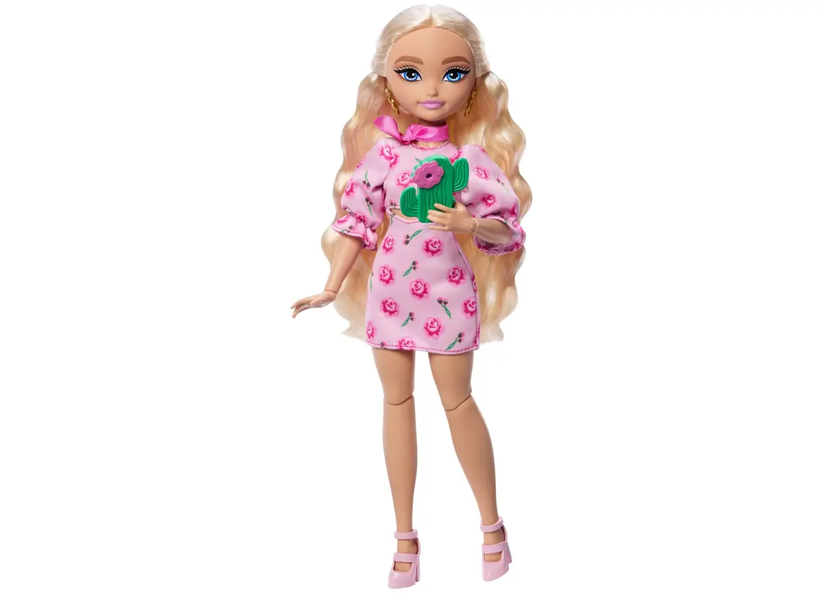 Barbie Dream Besties Festival Looks Set With Barbie Malibu Doll 1