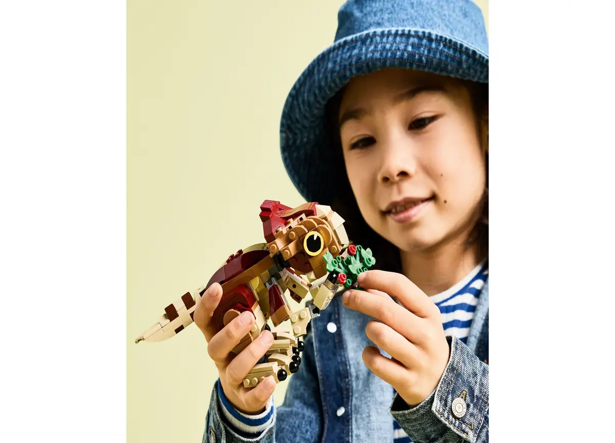 Lego Jurassic World Baby Dinosaur Dolores 76970 - Poseable Aquilops Model, 339 Pieces 2