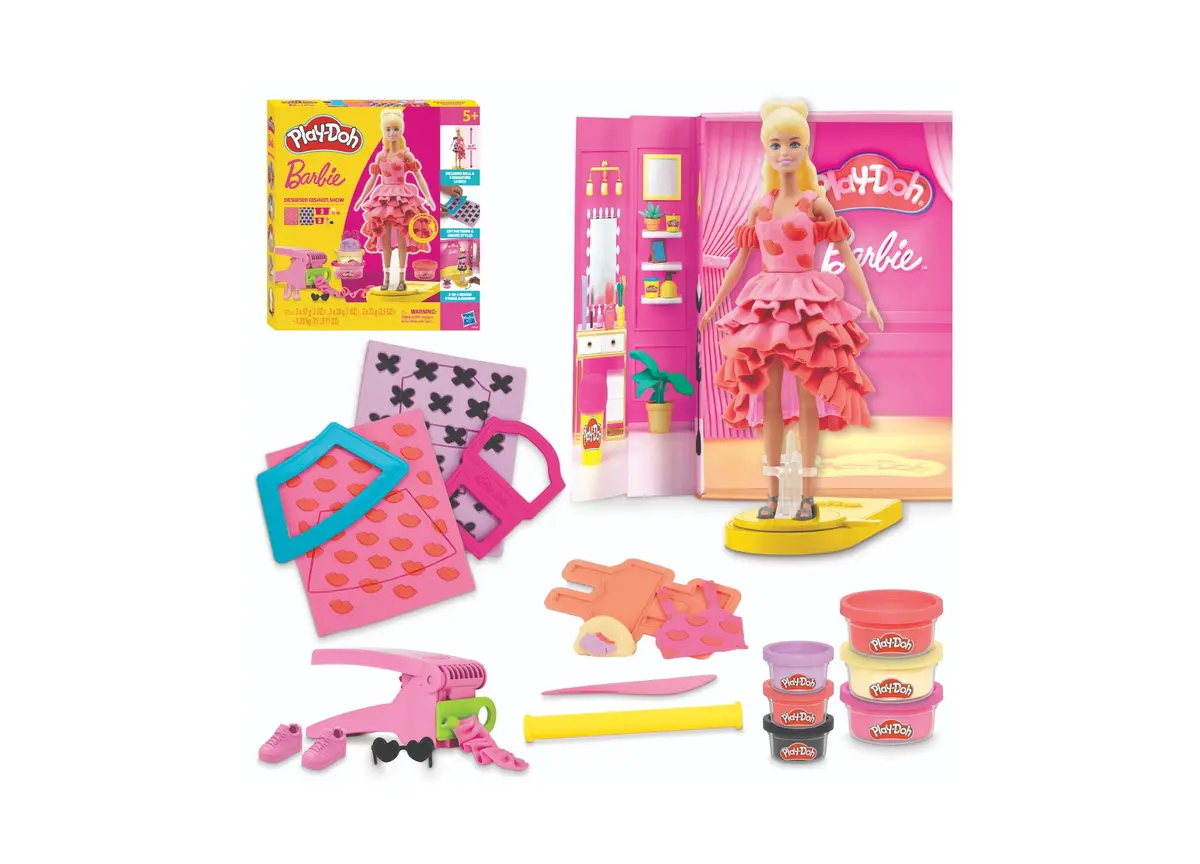 Play-Doh Barbie Designer Fashion Show Playset 1