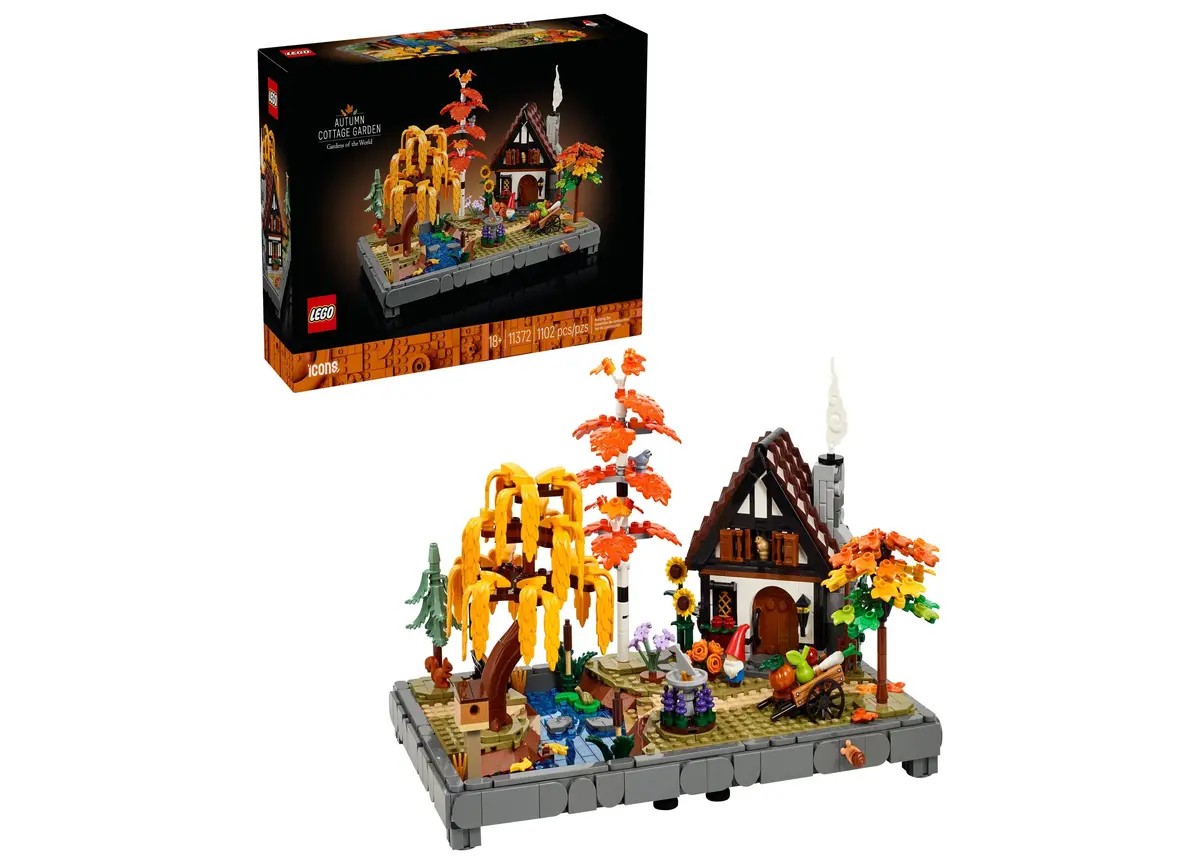Lego Icons Autumn Cottage Garden Building Set 11372 - 1102 Pieces 1