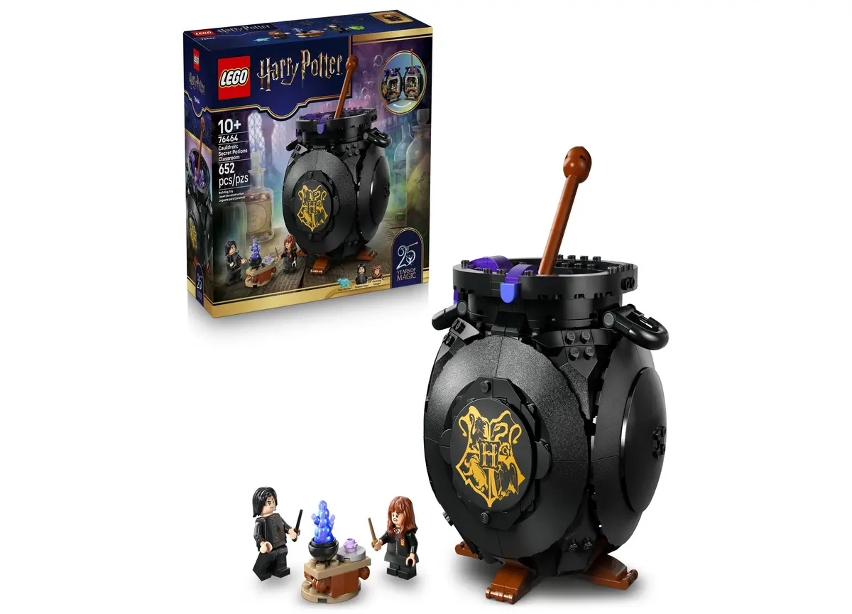 Lego Harry Potter 652-Piece Secret Potions Classroom Building Kit - 76464 1