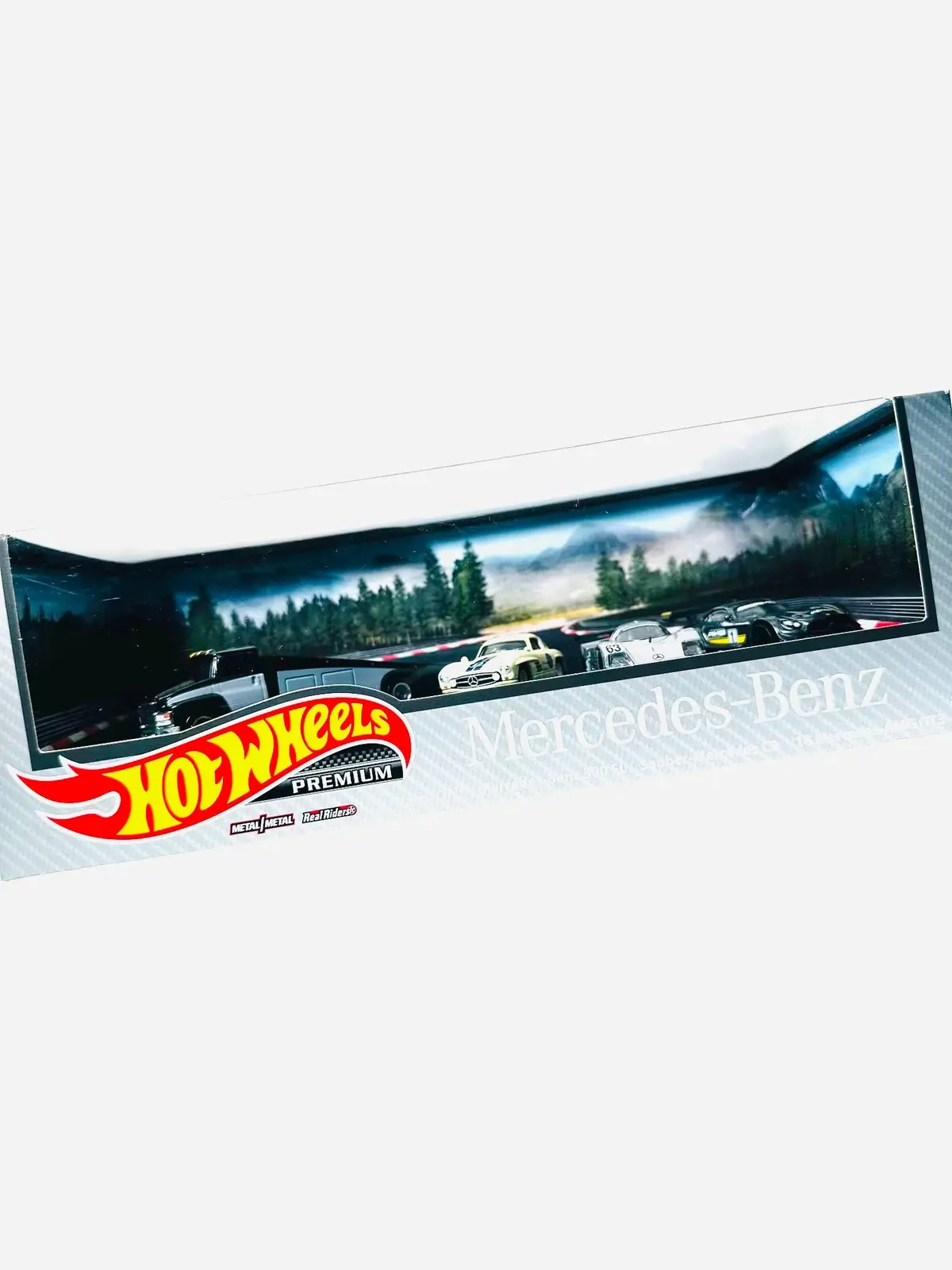 Hot Wheels 2021 Wal-Mart Exclusive Car Culture Premium Mercedes-Benz Box Set Diorama - Damaged Box 1