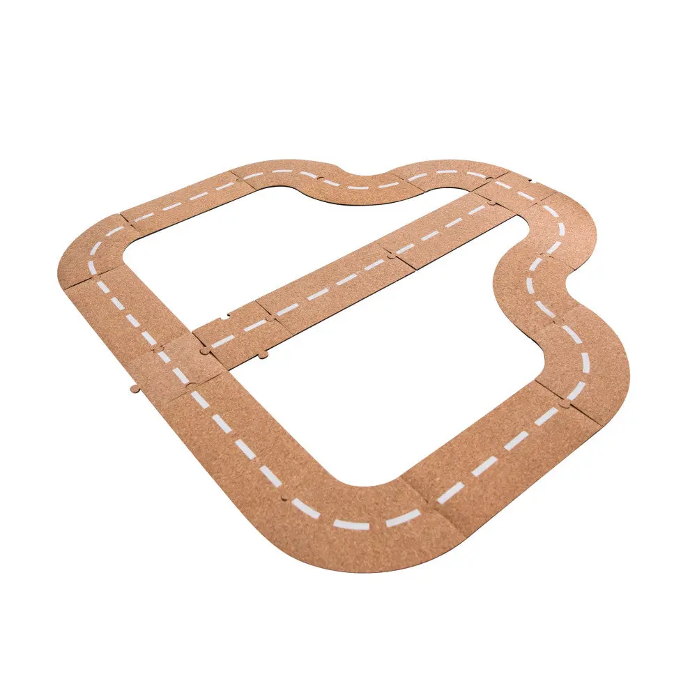 The Freckled Frog 17-Piece Cruisin' Cork Road Playset 1