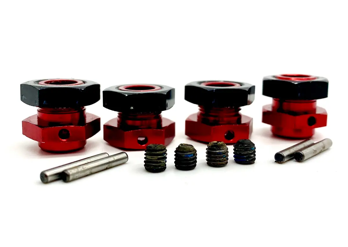 Arrma Limitless 120 8S - 17Mm Hex Hubs, Red W/Black Nuts Ara7816 1