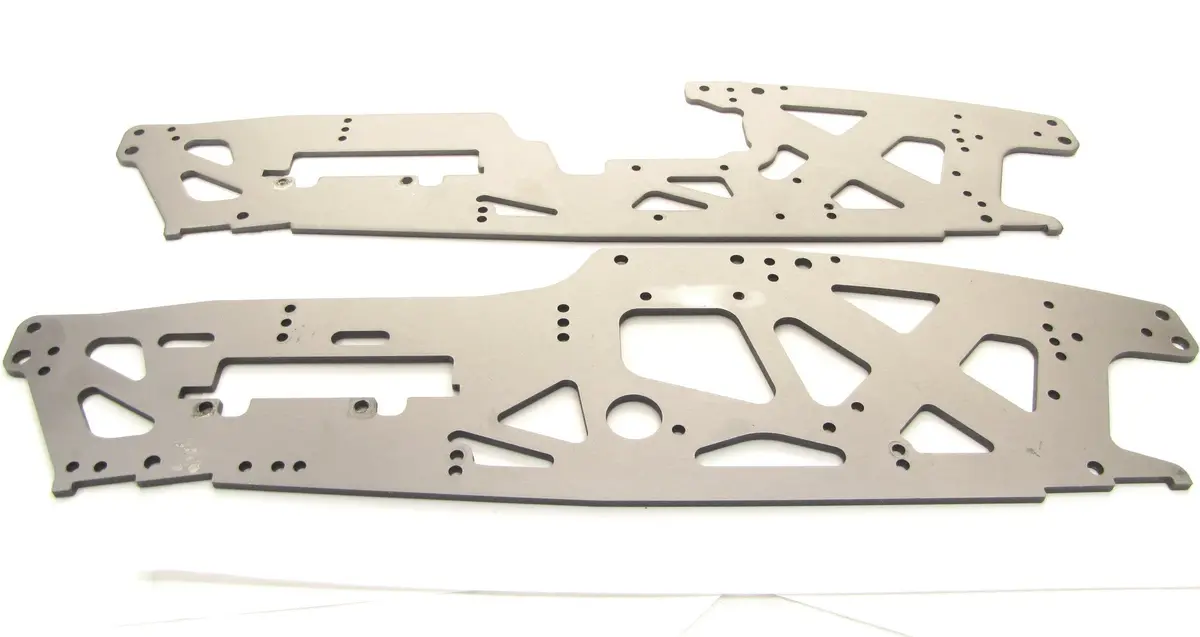 Savage Xl Flux Main Chassis Set (Tvp Plates V2 Right Left 3Mm Hpi 160095 1