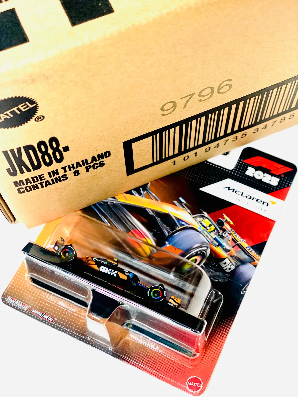 Hot Wheels 2025 F1 Formula 1 Race Team Lando Norris Mclaren Formula 1 Team #4 Factory Sealed Solid Pack (8 Cars) 1