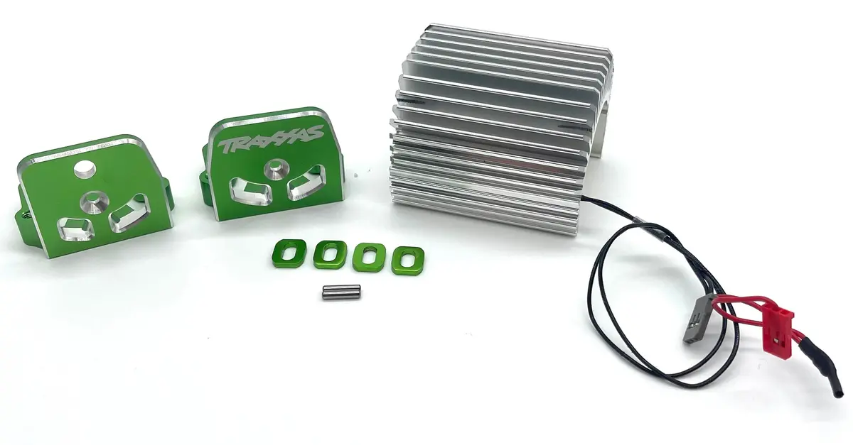 X-Maxx Ultimate Aluminum Heat Sink & Green Motor Mounts (Velineon Brushless Traxxas 77097-4 1