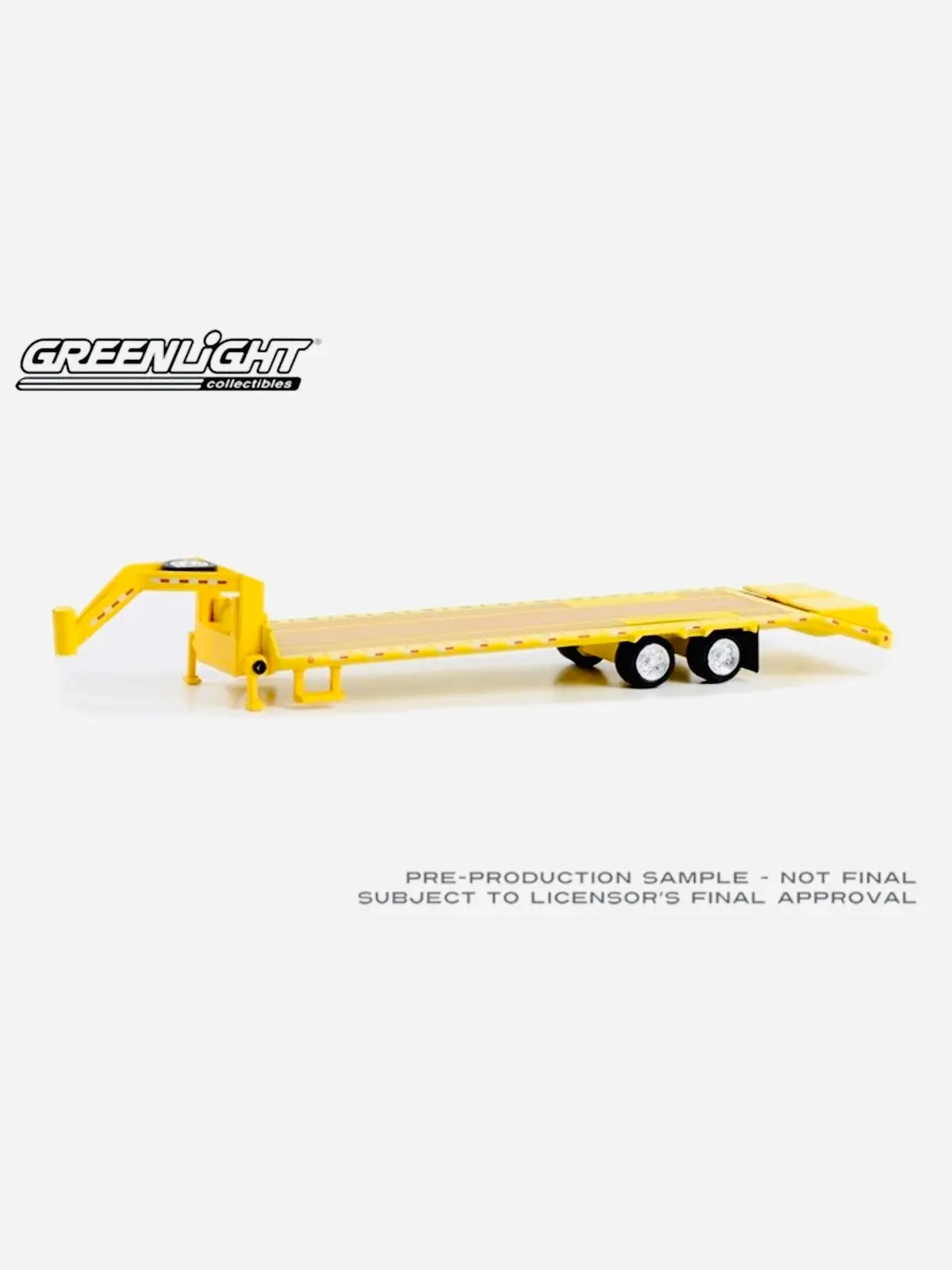 Greenlight Gooseneck Trailer In Yellow W/ Red & White Conspicuity Stripes 1