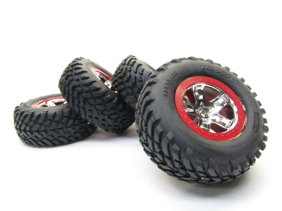Nitro Slash Tires & Wheels, With Red Beadlock Front 5869 Rear 5867 44056-3 1
