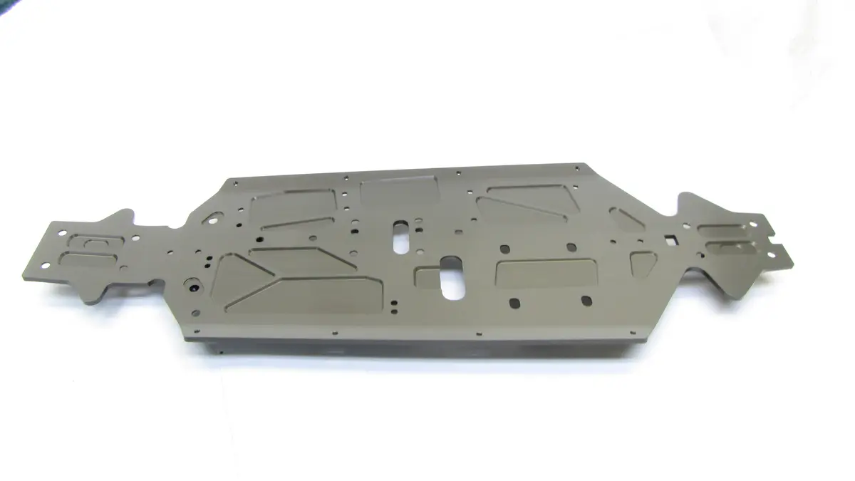 Mbx8 Chassis Plate (E2423; 3Mm Hard-Anodized Aluminum Mugen E2021 1