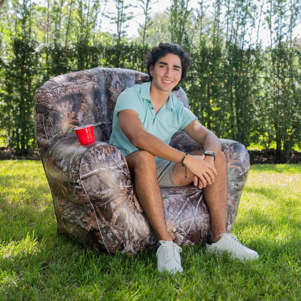 Realtree Inflatable Classic Arm Chair – Camouflage Comfort 1