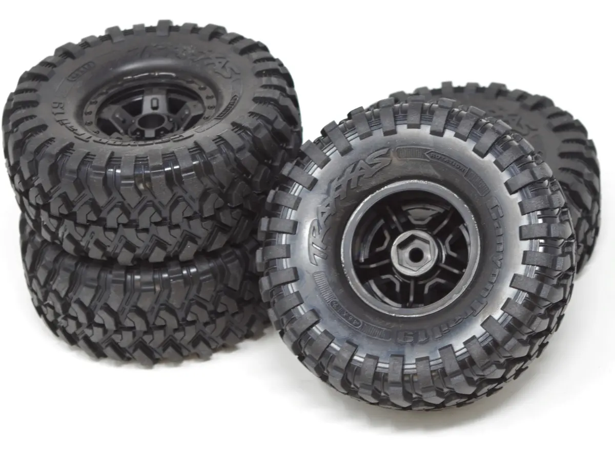 Trx-4 Traxx - Wheels & Tires (Assembled Sport Canyon Defender 82034-4 1