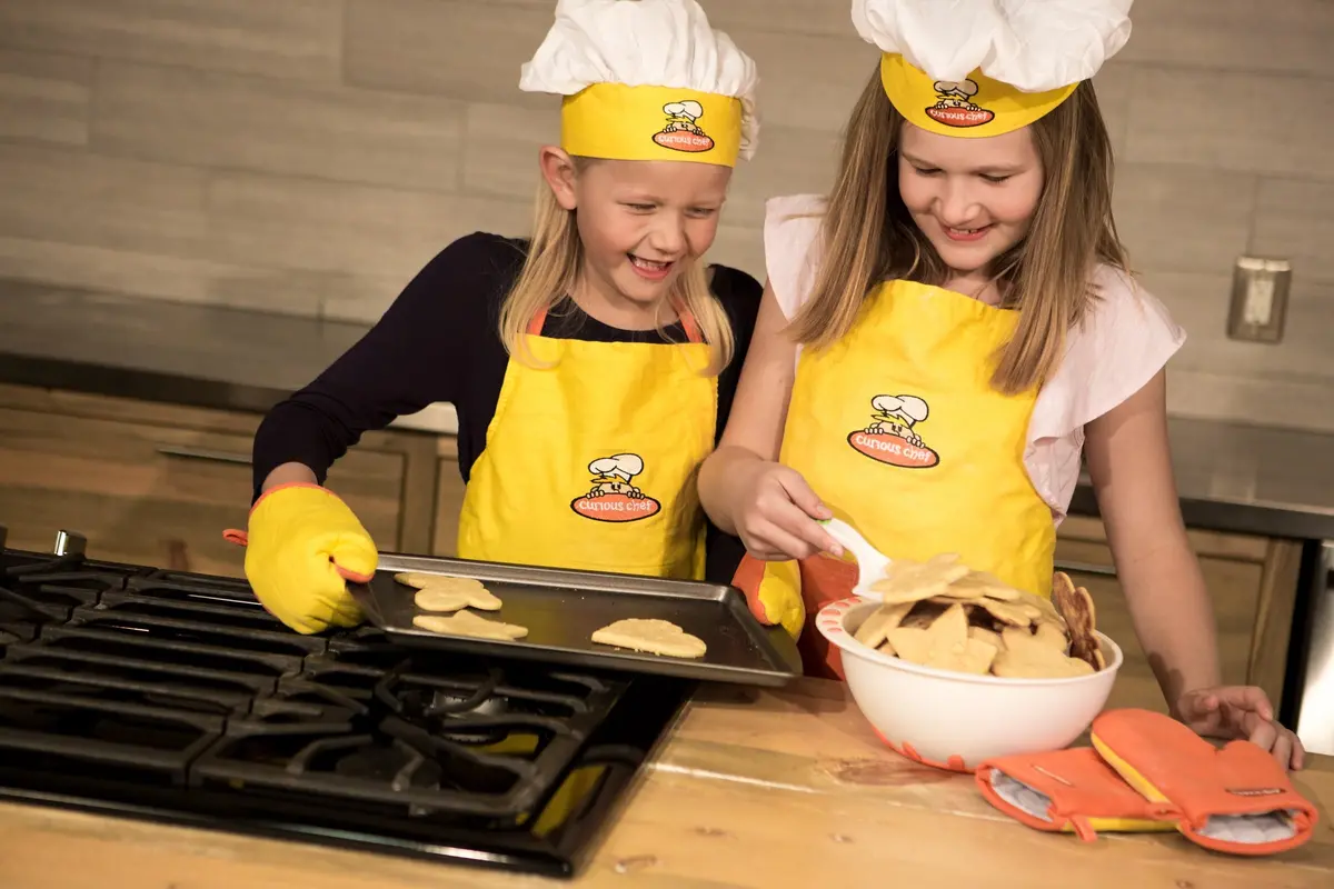 Curious Chef 6 Piece Cookie Kit For Budding Bakers 1