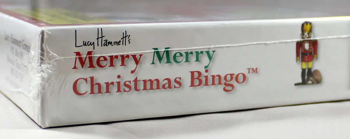 Festive Christmas Bingo Game - Family Holiday Fun With Pictures 1