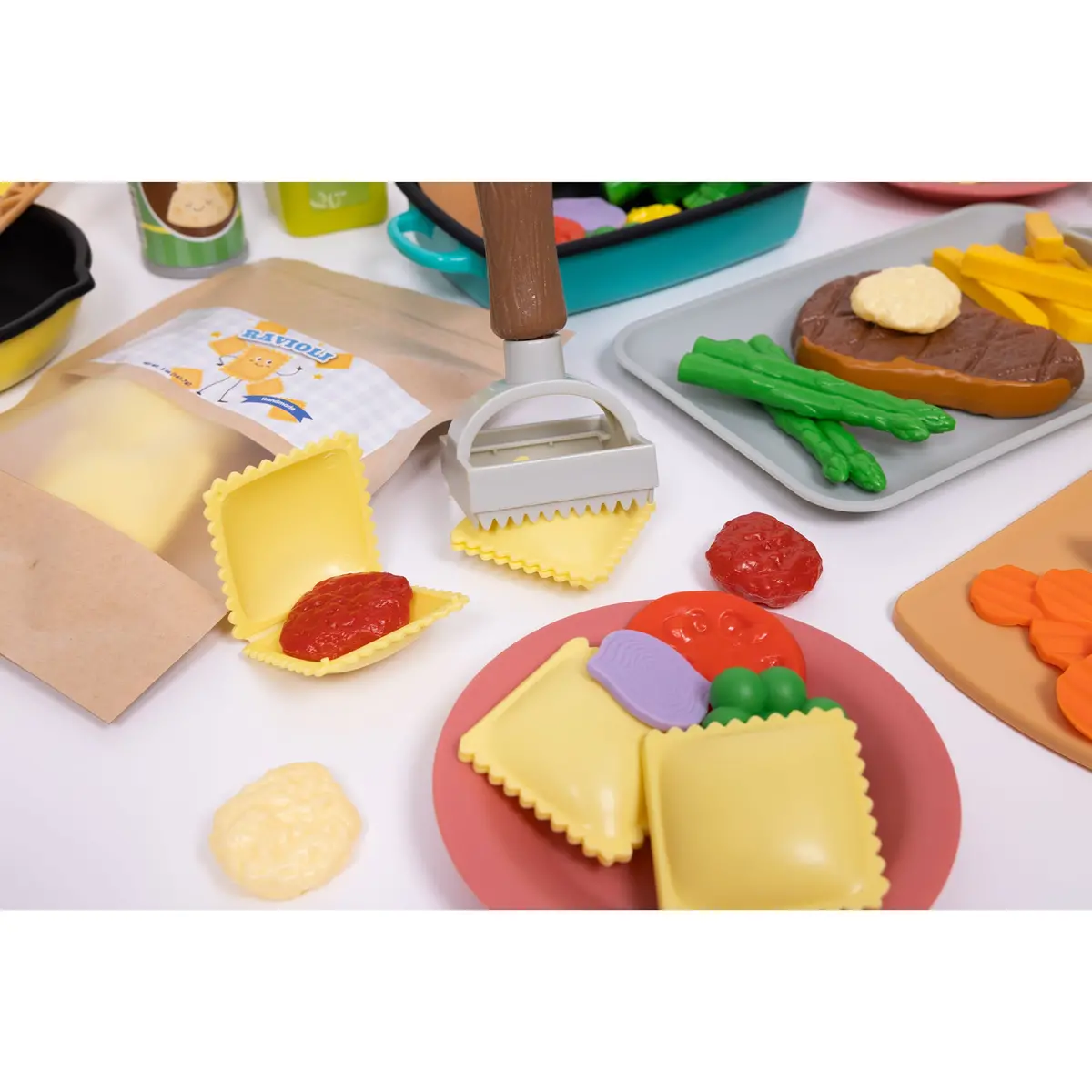 Imaginative Minds: Ravioli Cooking Set - Nurturenature 1